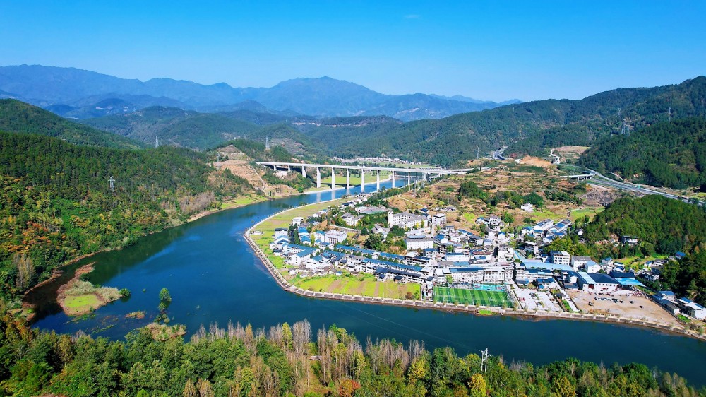 14青川县骑马乡.jpg